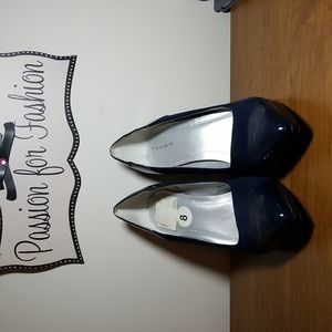 Navy Ble Tahari Pumps